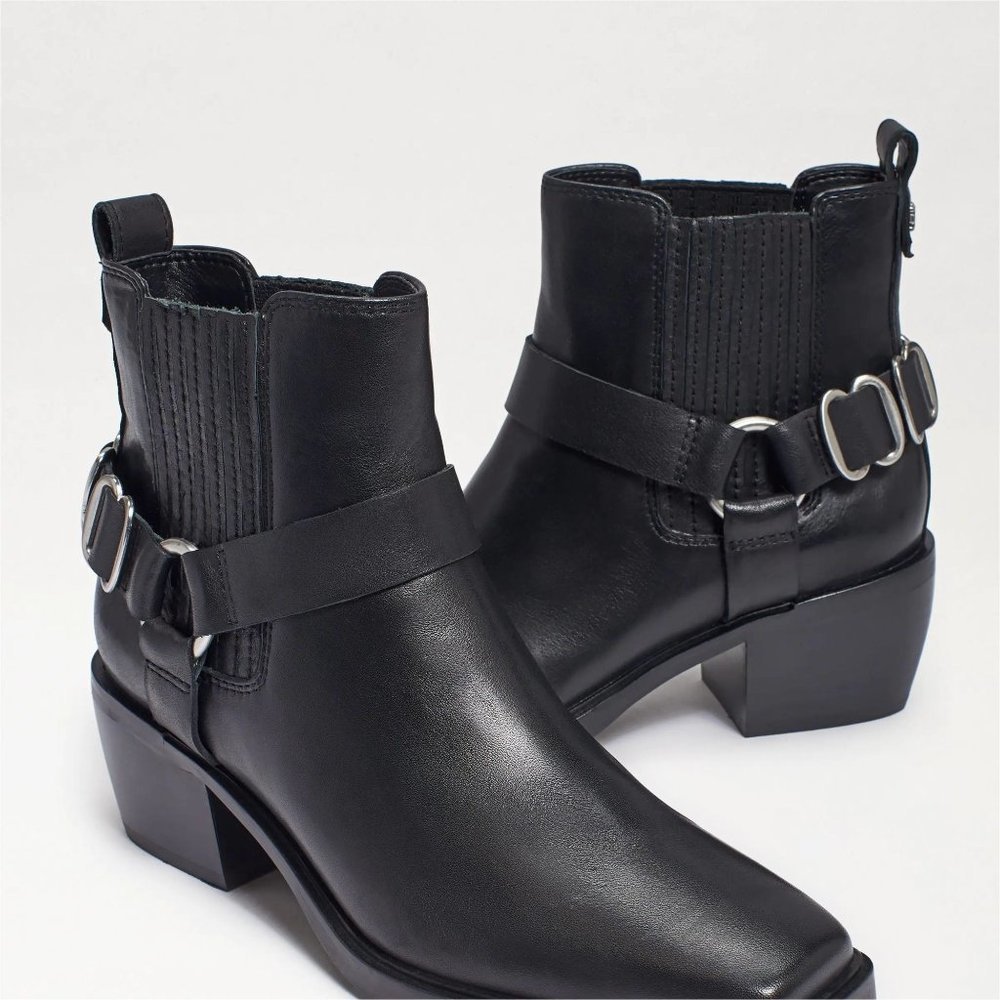 SAM EDELMAN Bellamie Ankle Boot Bootie Black Silver Hardware 6.5 NEW